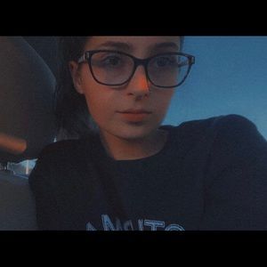 Meet your Posher, Brianna